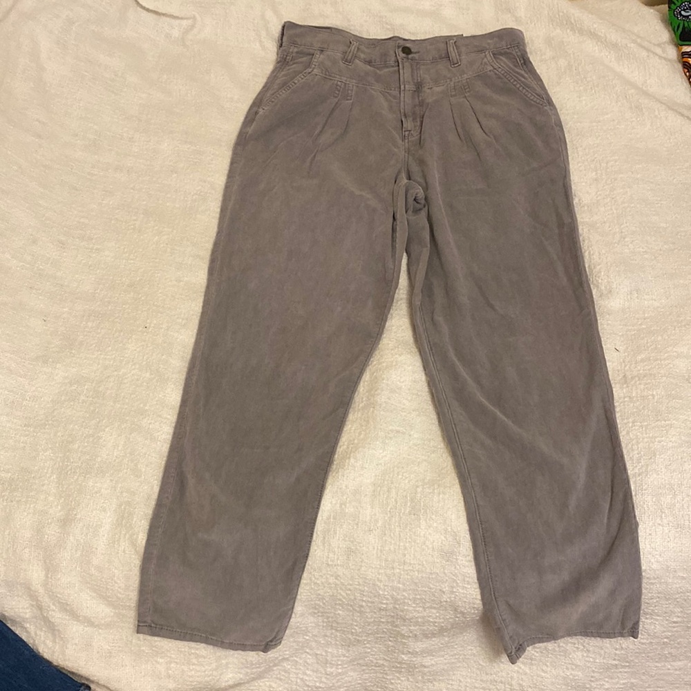 Grey American Eagle mom jean style corduroys.